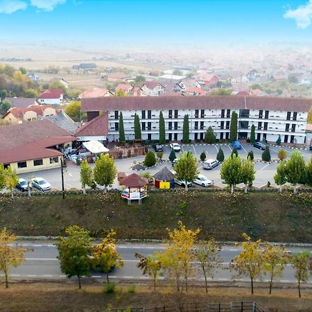 Motel Dacia 赛比什 外观 照片