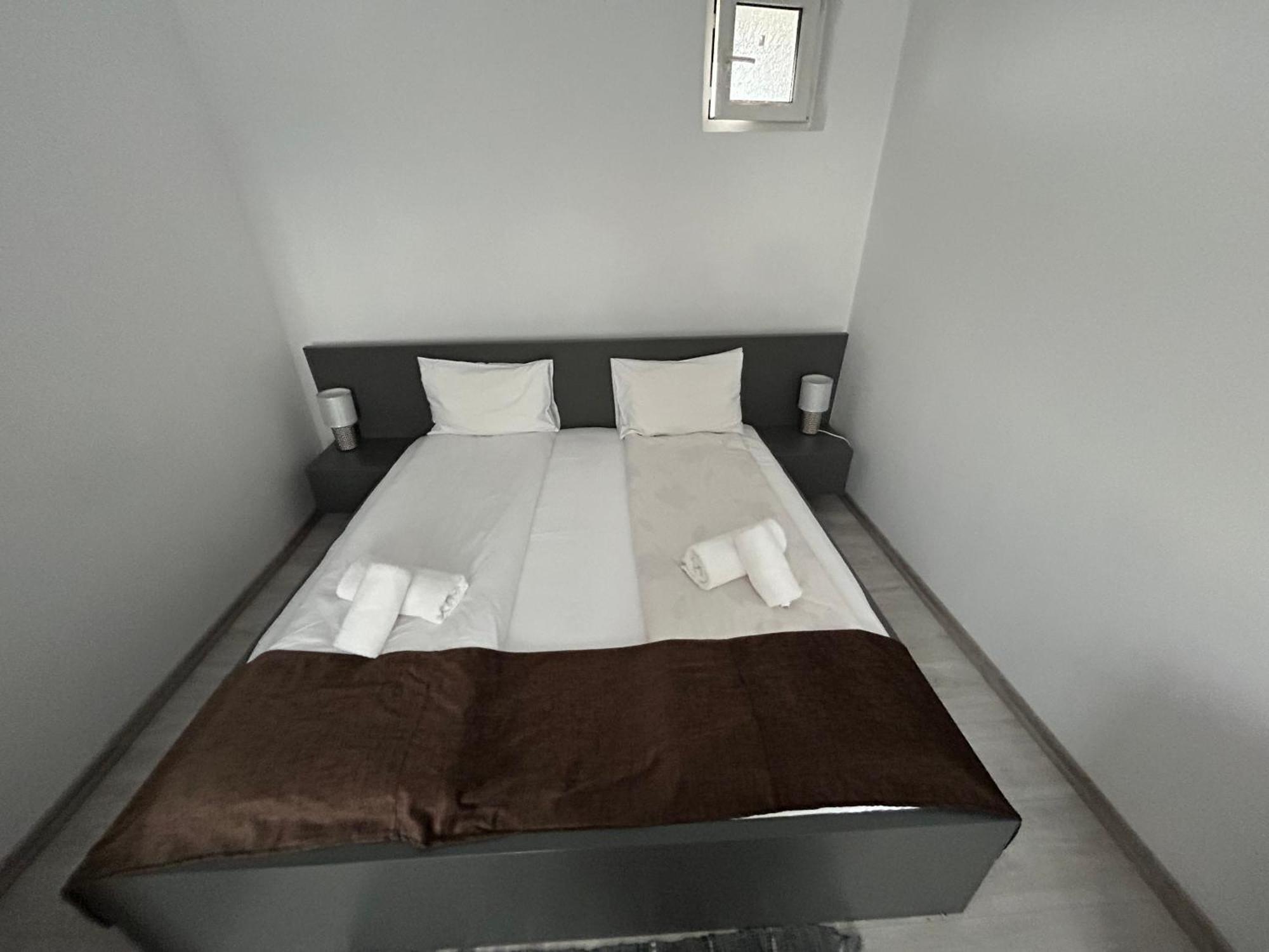 Motel Dacia 赛比什 外观 照片