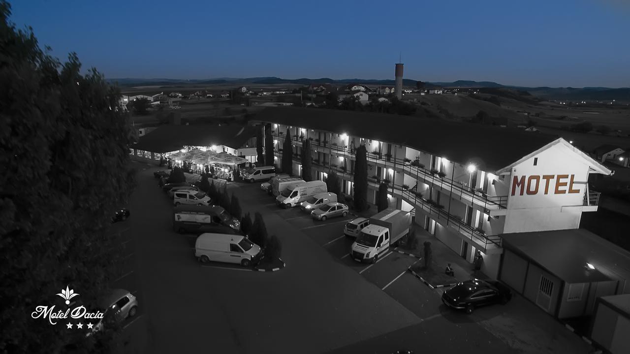 Motel Dacia 赛比什 外观 照片